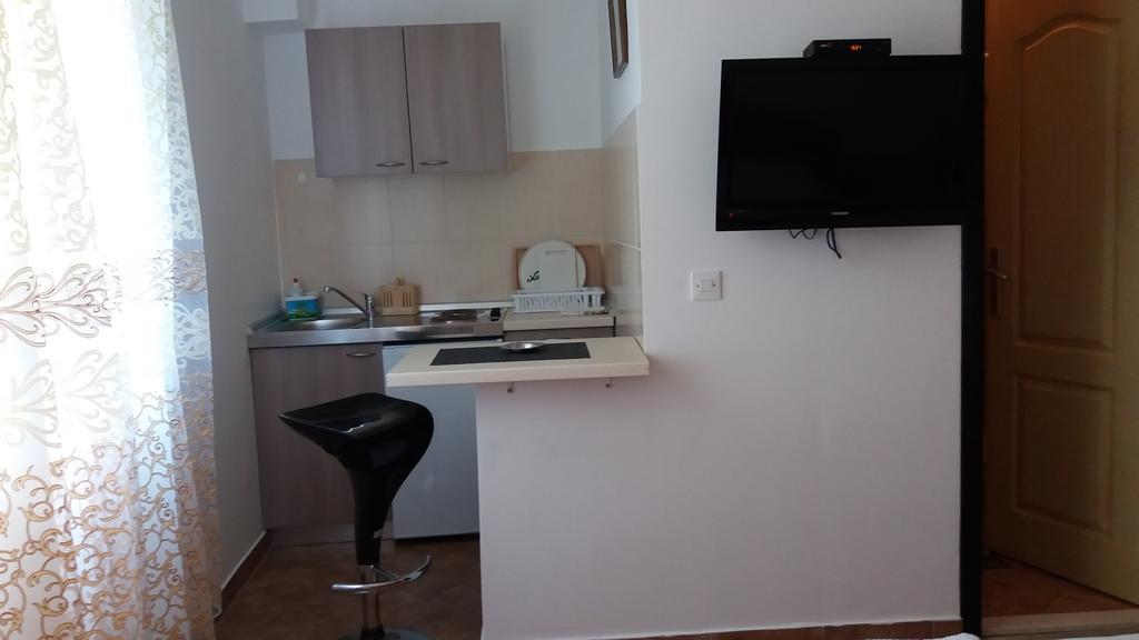 Apartmani Luka Herceg Novi Ngoại thất bức ảnh